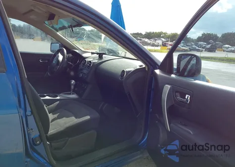 2010 Nissan Rogue S z USA, uszkodzony, nr VIN JN8AS5MT0AW019506